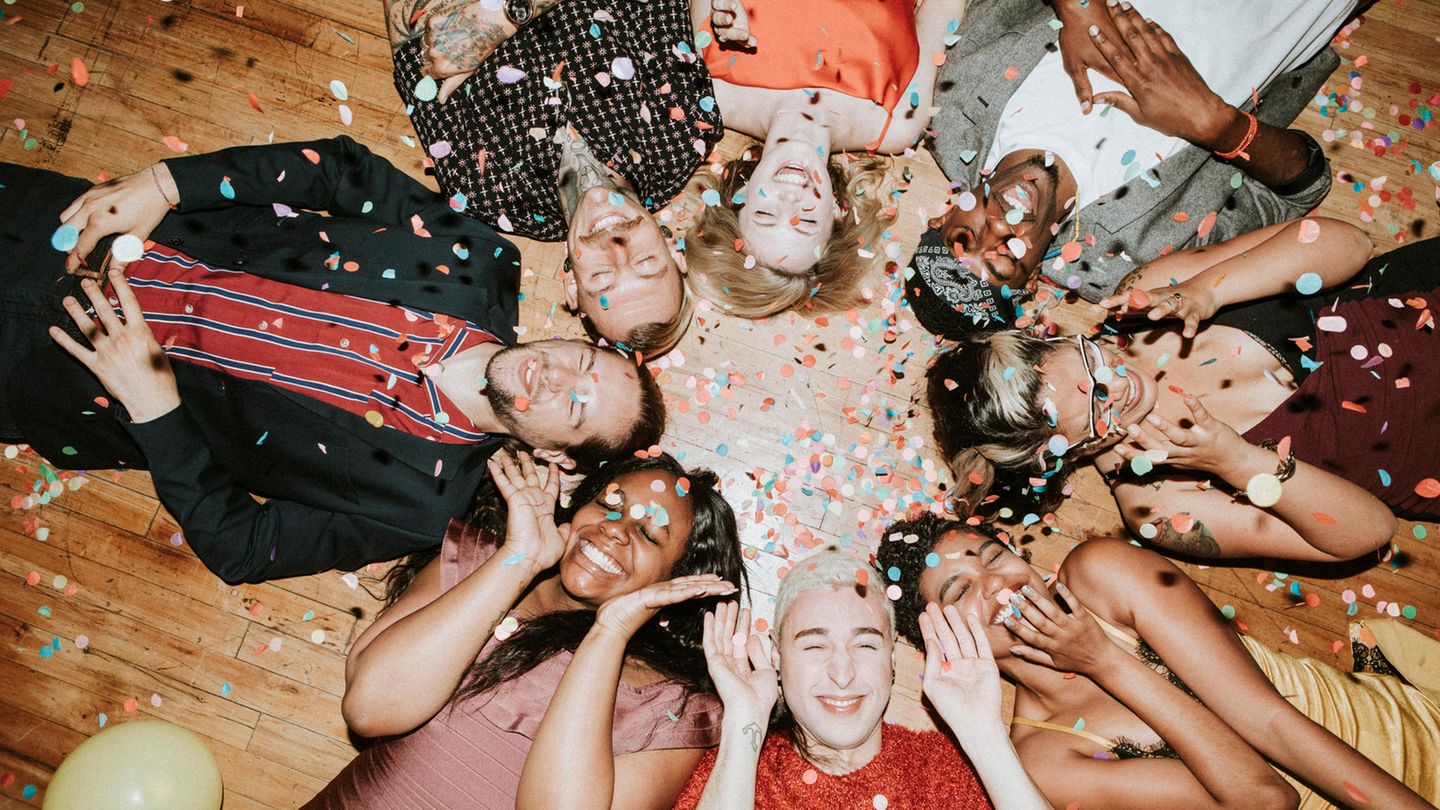 Silvester Spiele Erwachsene: Von klassisch bis ausgefallen